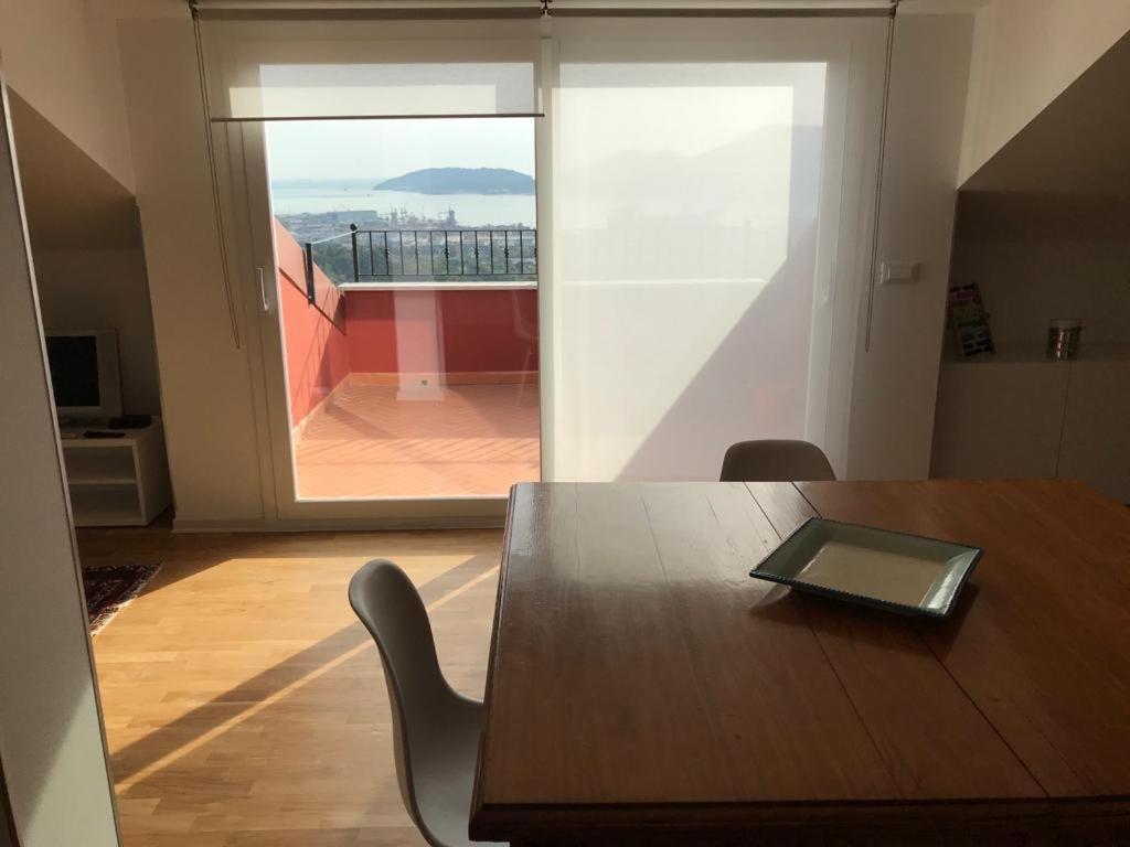 La Casa Con Vista Di Emma Appartement Vezzano Ligure Buitenkant foto