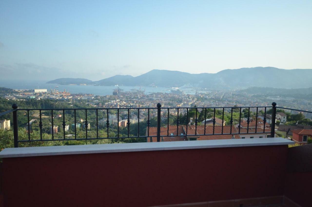 La Casa Con Vista Di Emma Appartement Vezzano Ligure Buitenkant foto