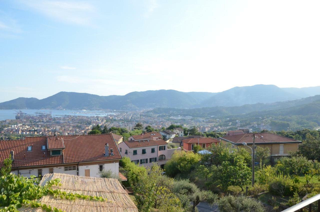 La Casa Con Vista Di Emma Appartement Vezzano Ligure Buitenkant foto