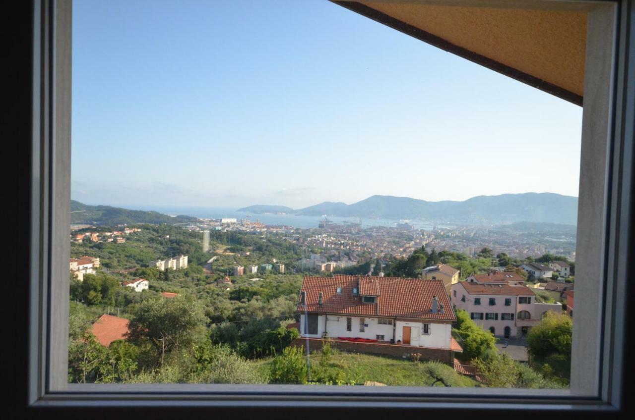 La Casa Con Vista Di Emma Appartement Vezzano Ligure Buitenkant foto